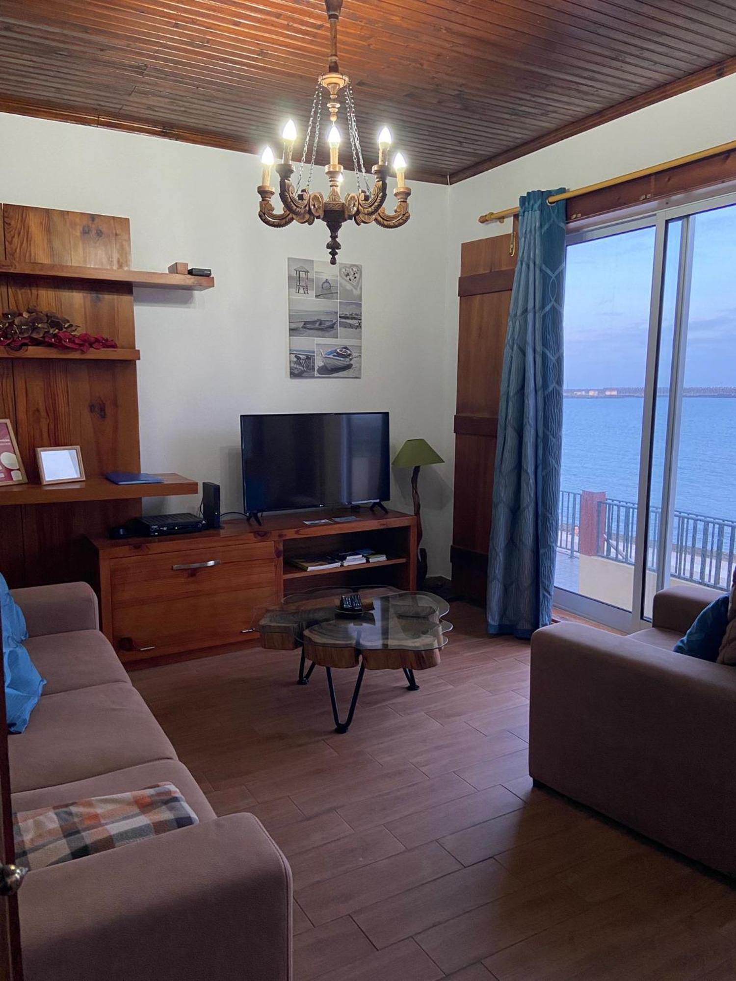 Val'S Place Praia da Vitoria ภายนอก รูปภาพ